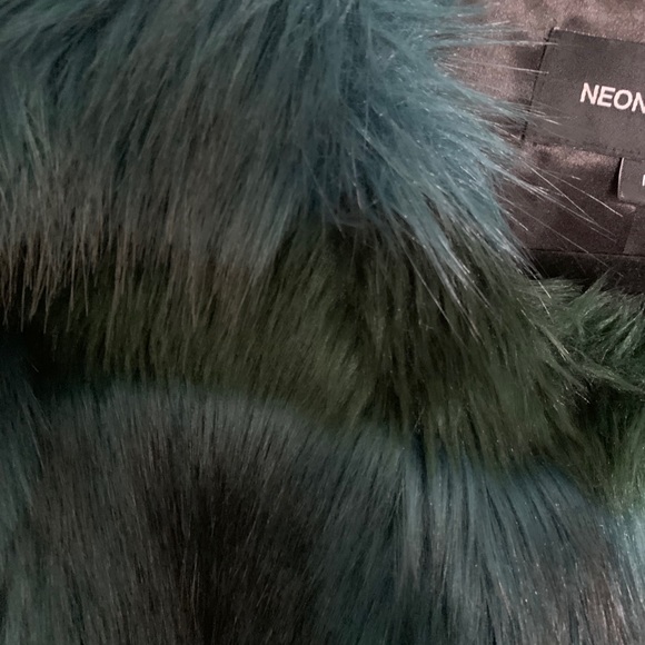 🌸host pick 🌸Neon Blonde medium coat - Picture 4 of 5